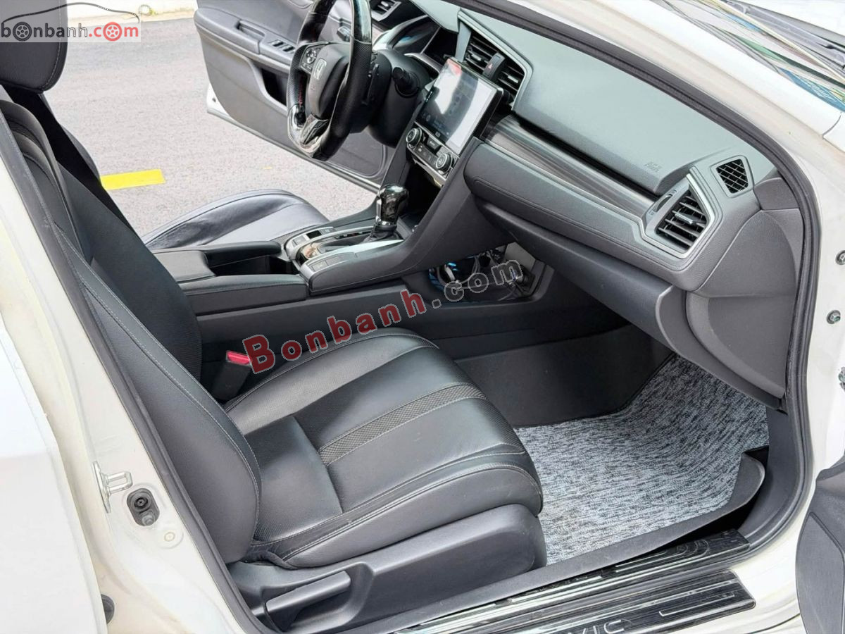 Bán ô tô Honda Civic G 1.8 AT - 2019 - xe cũ