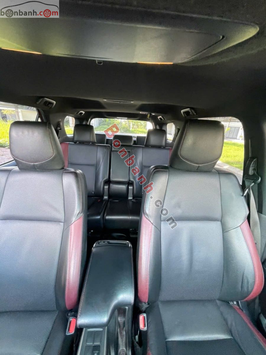 Bán ô tô Toyota Fortuner Legender 2.4L 4x2 AT - 2022 - xe cũ
