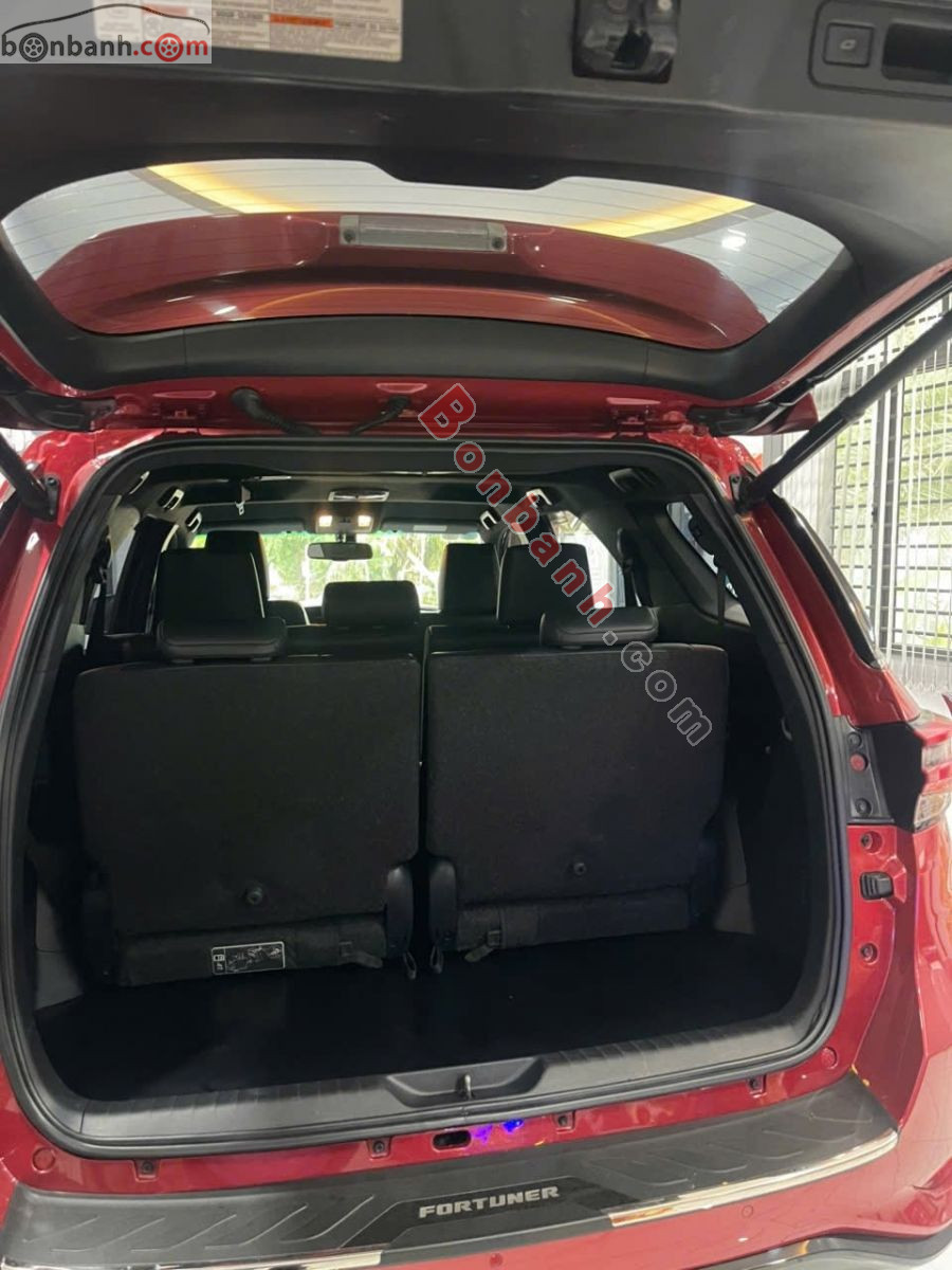 Bán ô tô Toyota Fortuner Legender 2.4L 4x2 AT - 2022 - xe cũ