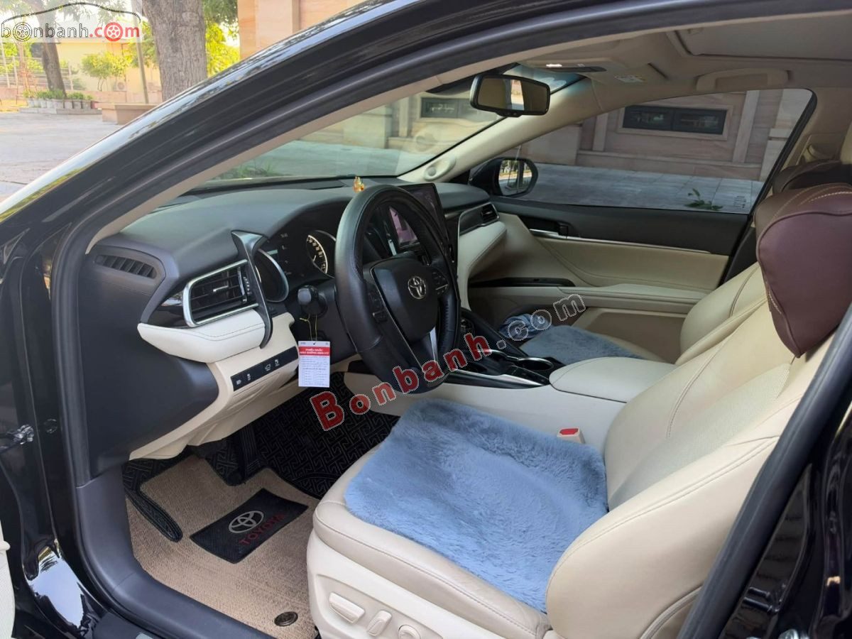 Bán ô tô Toyota Camry 2.5Q - 2022 - xe cũ