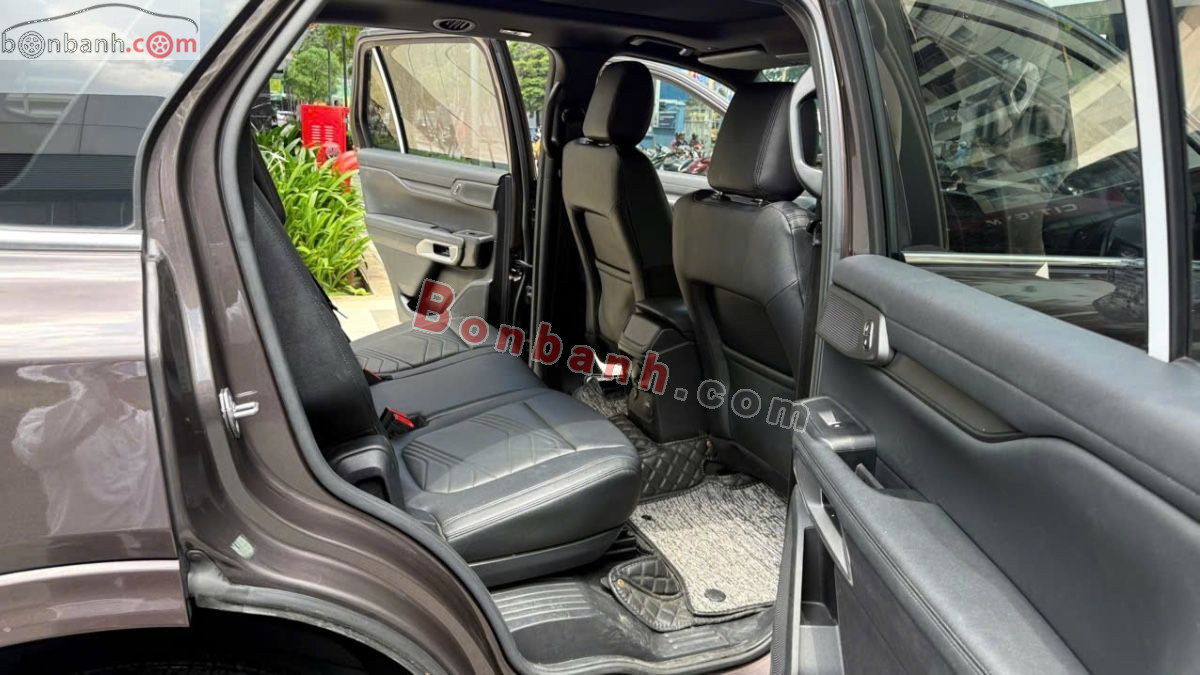 Bán ô tô Ford Everest Titanium Plus 2.0L 4x4 AT - 2022 - xe cũ