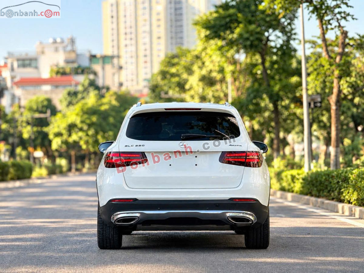 Bán ô tô Mercedes Benz GLC 250 4Matic - 2016 - xe cũ