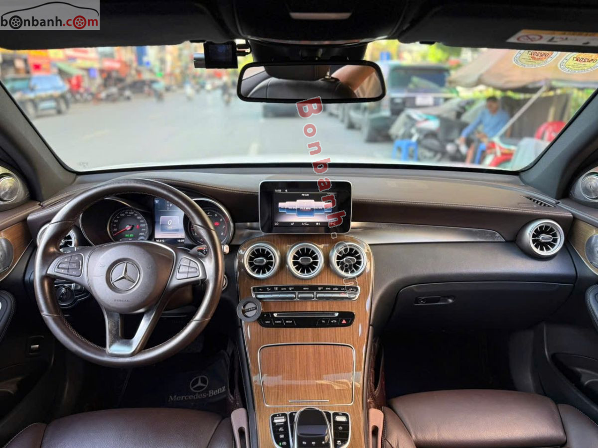 Bán ô tô Mercedes Benz GLC 250 4Matic - 2016 - xe cũ