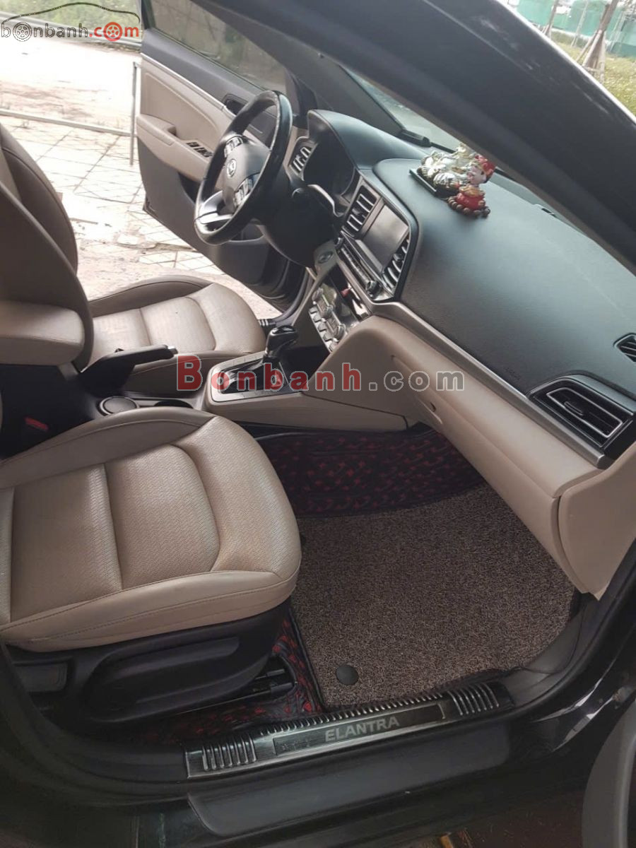 Bán ô tô Hyundai Elantra 2.0 AT - 2021 - xe cũ