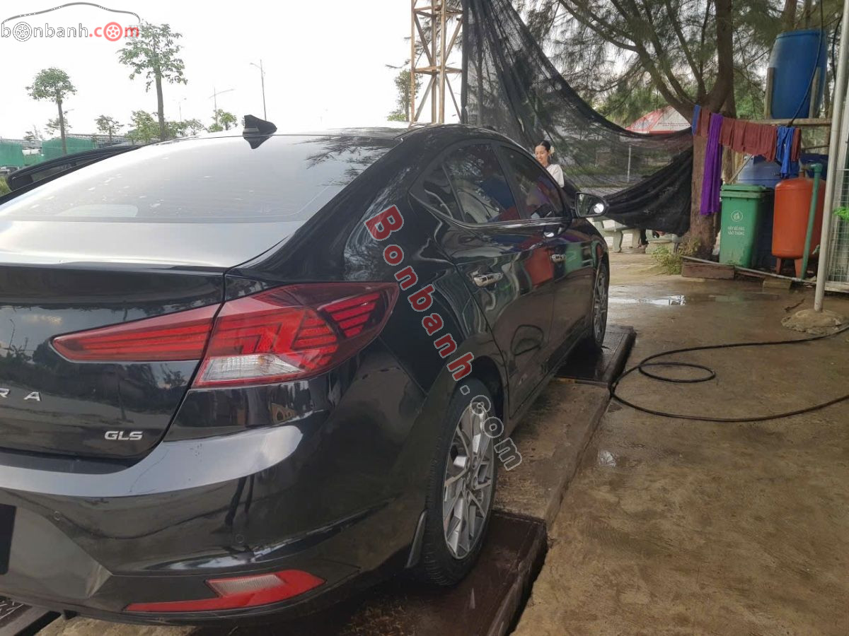 Bán ô tô Hyundai Elantra 2.0 AT - 2021 - xe cũ