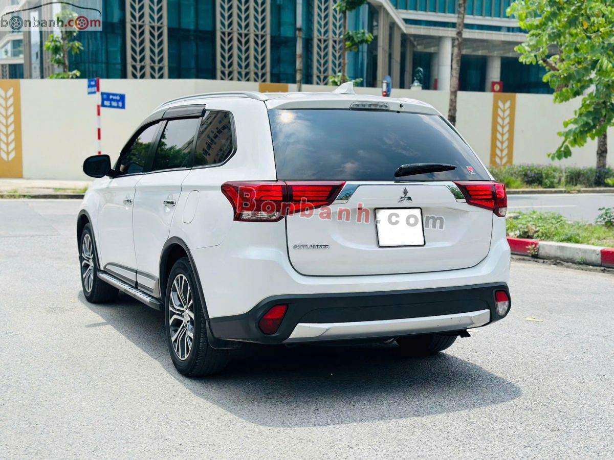 Bán ô tô Mitsubishi Outlander 2.0 CVT - 2019 - xe cũ