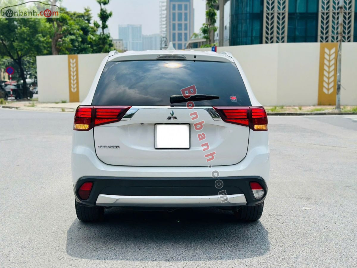 Bán ô tô Mitsubishi Outlander 2.0 CVT - 2019 - xe cũ