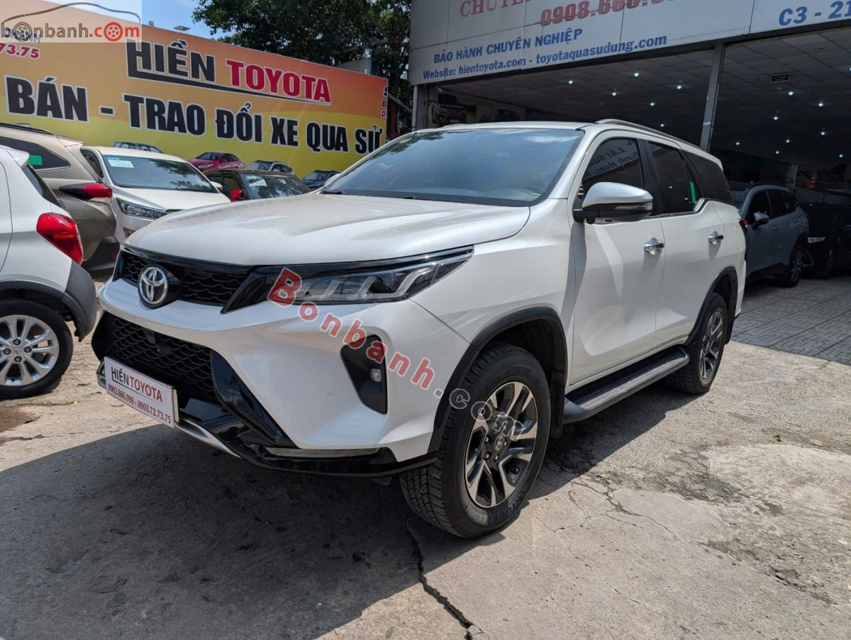 Bán ô tô Toyota Fortuner Legender 2.4L 4x2 AT - 2022 - xe cũ