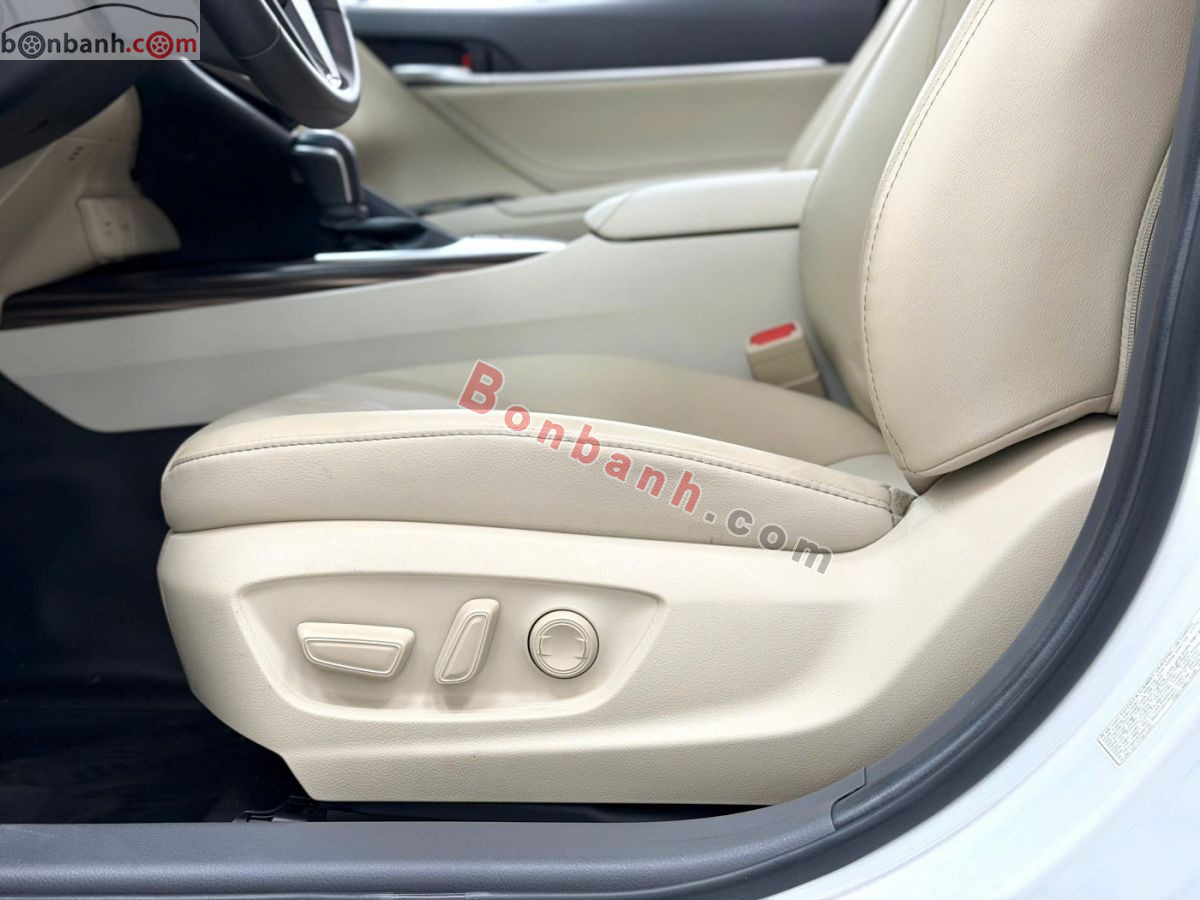 Bán ô tô Toyota Camry 2.5Q - 2020 - xe cũ