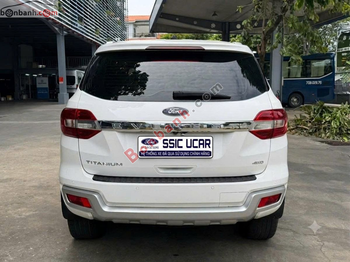 Bán ô tô Ford Everest Titanium 2.0L 4x4 AT - 2018 - xe cũ