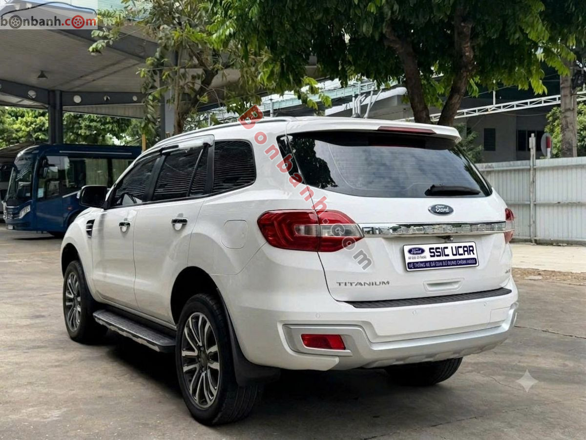 Bán ô tô Ford Everest Titanium 2.0L 4x4 AT - 2018 - xe cũ