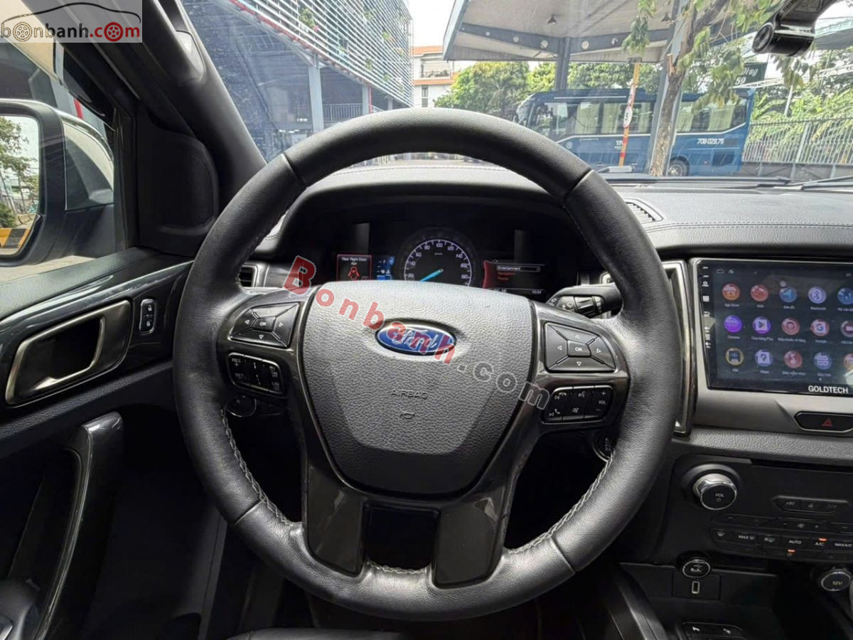 Bán ô tô Ford Everest Titanium 2.0L 4x4 AT - 2018 - xe cũ