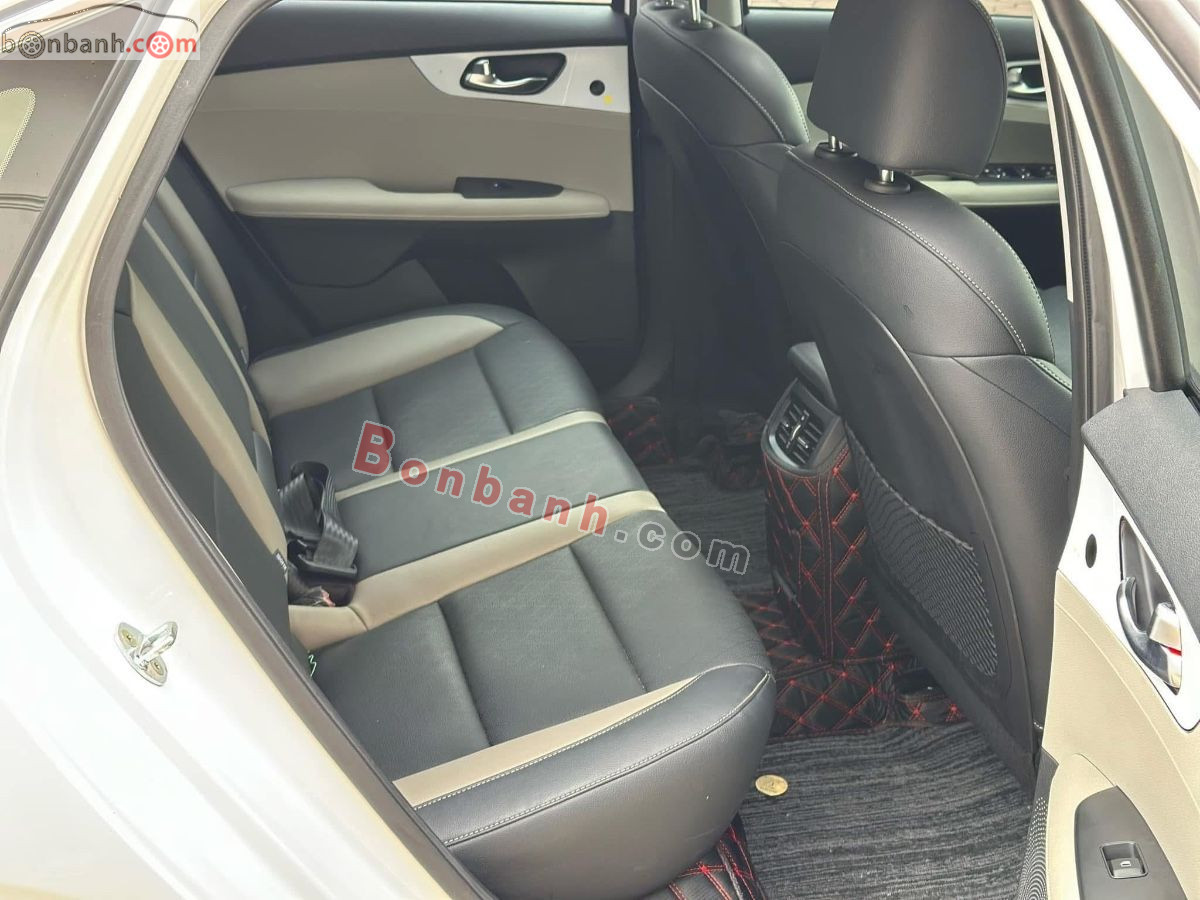 Bán ô tô Kia K3 Luxury 1.6 AT - 2025 - xe cũ