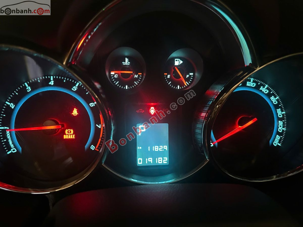Bán ô tô Chevrolet Cruze LTZ 1.8 AT - 2015 - xe cũ