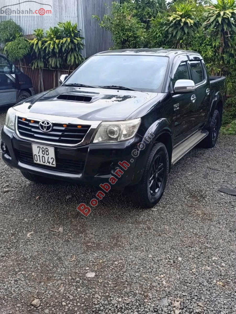 Bán ô tô Toyota Hilux 3.0G 4x4 AT - 2015 - xe cũ
