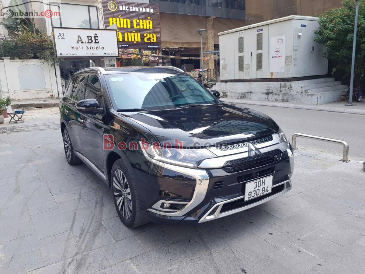 Bán ô tô Mitsubishi Outlander Premium 2.0 CVT - 2022 - xe cũ