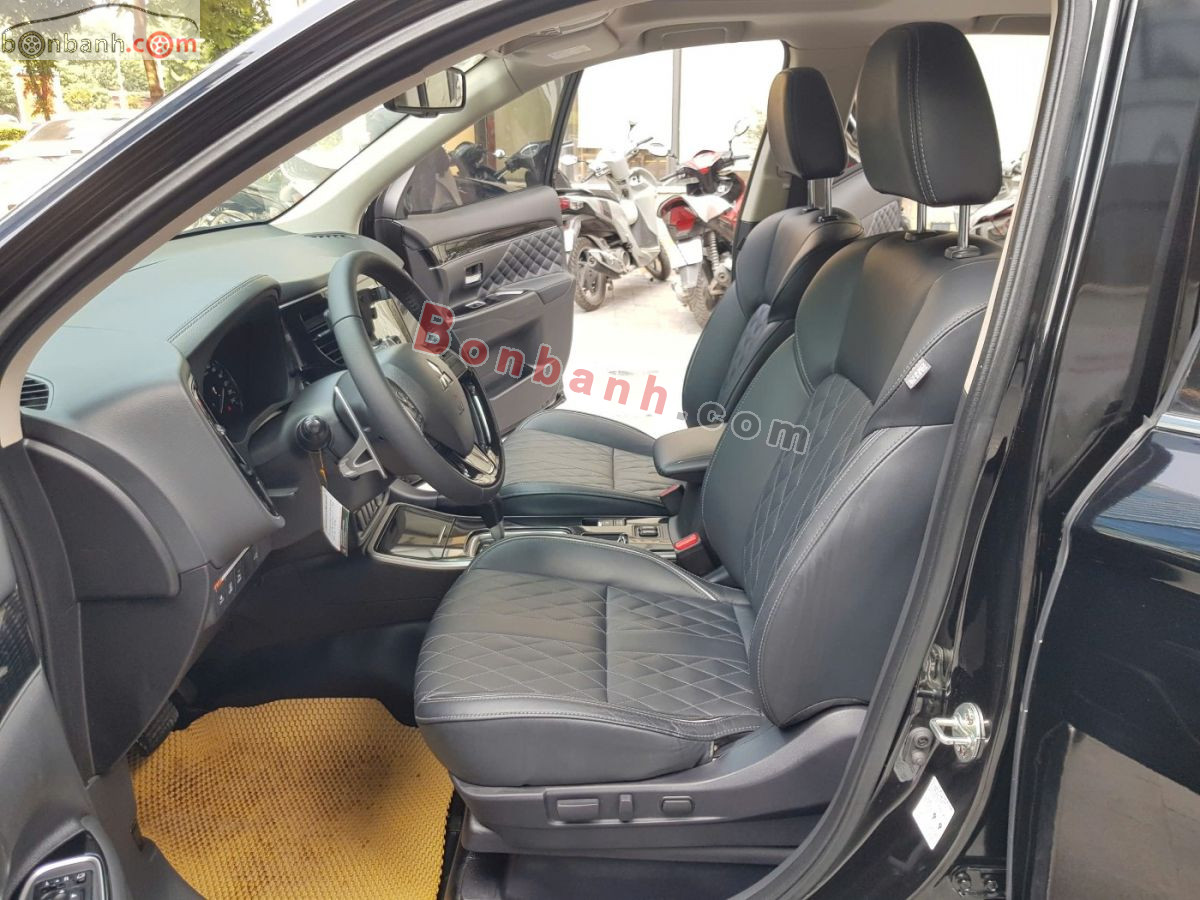 Bán ô tô Mitsubishi Outlander Premium 2.0 CVT - 2022 - xe cũ