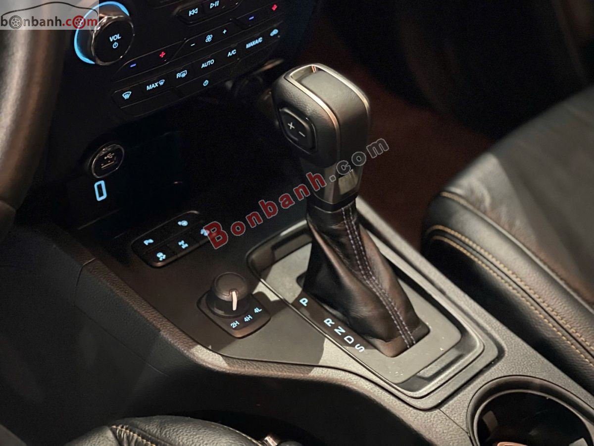 Bán ô tô Ford Ranger Wildtrak 2.0L 4x4 AT - 2022 - xe cũ