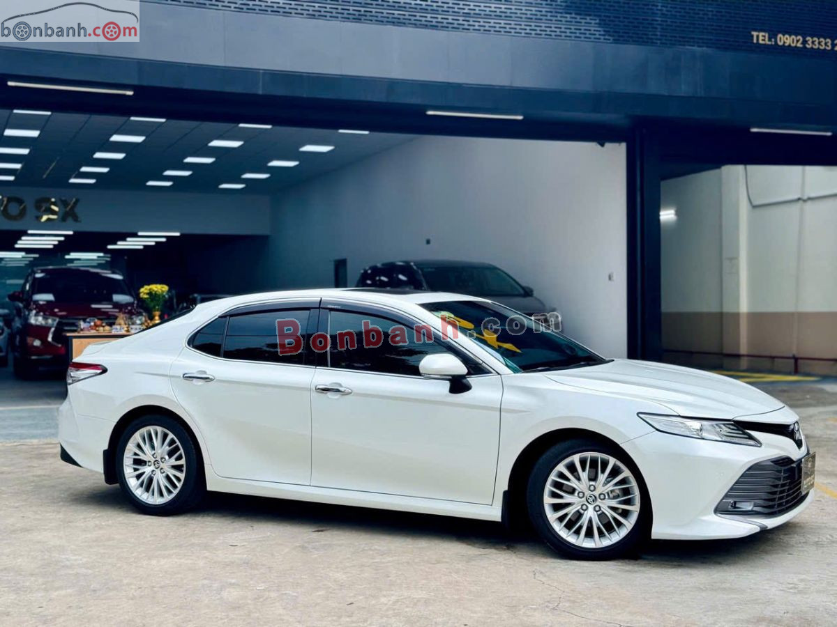Bán ô tô Toyota Camry 2.5Q - 2021 - xe cũ