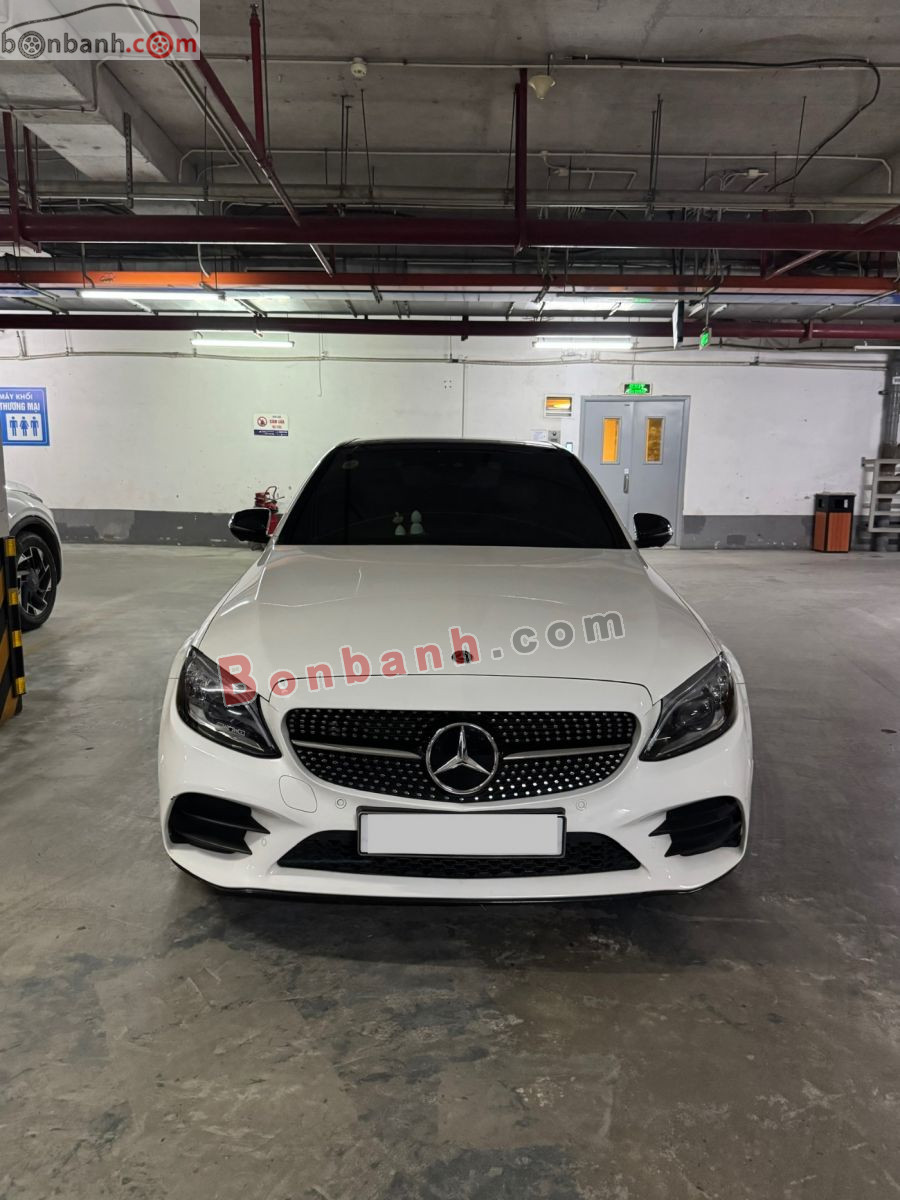 Bán ô tô Mercedes Benz C class C300 AMG - 2021 - xe cũ