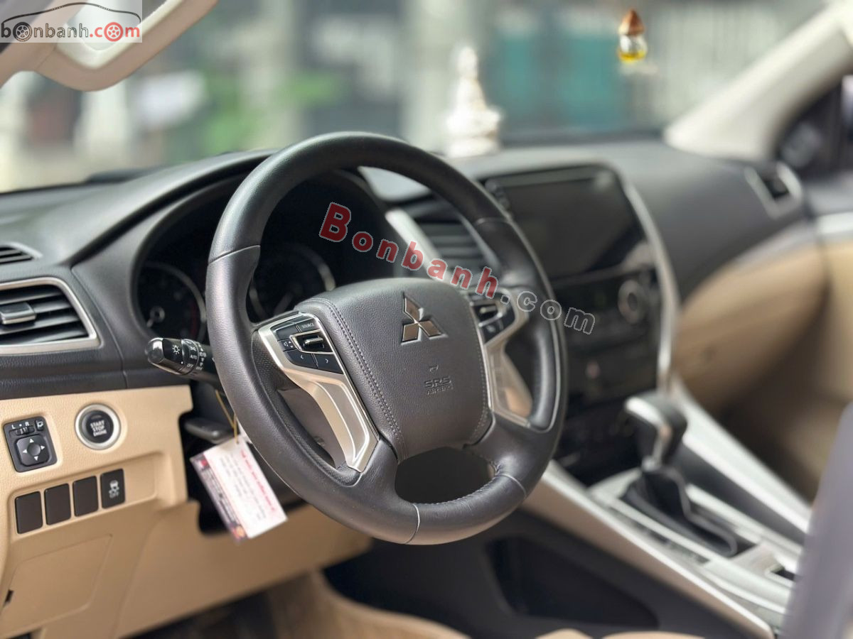 Bán ô tô Mitsubishi Pajero Sport 3.0G 4x2 AT - 2017 - xe cũ
