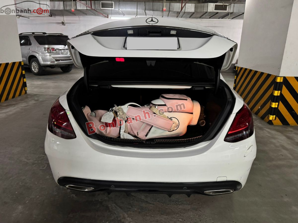 Bán ô tô Mercedes Benz C class C300 AMG - 2021 - xe cũ