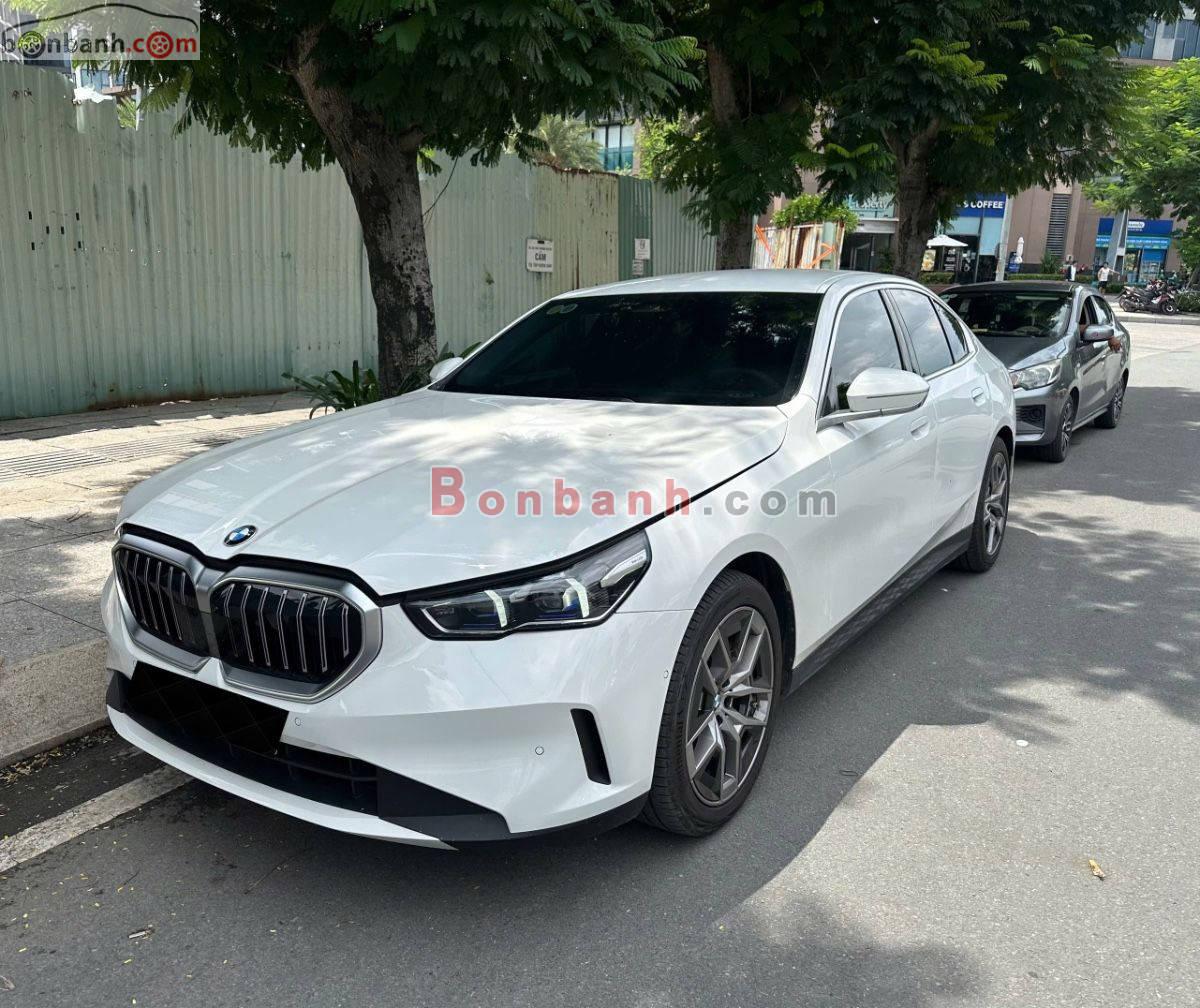 Bán ô tô BMW 5 Series 520i Premium - 2025 - xe cũ