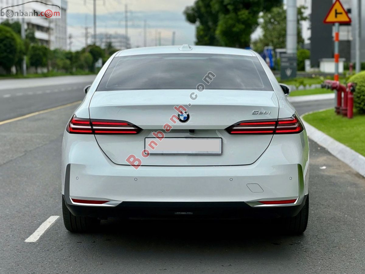 Bán ô tô BMW 5 Series 520i Premium - 2025 - xe cũ