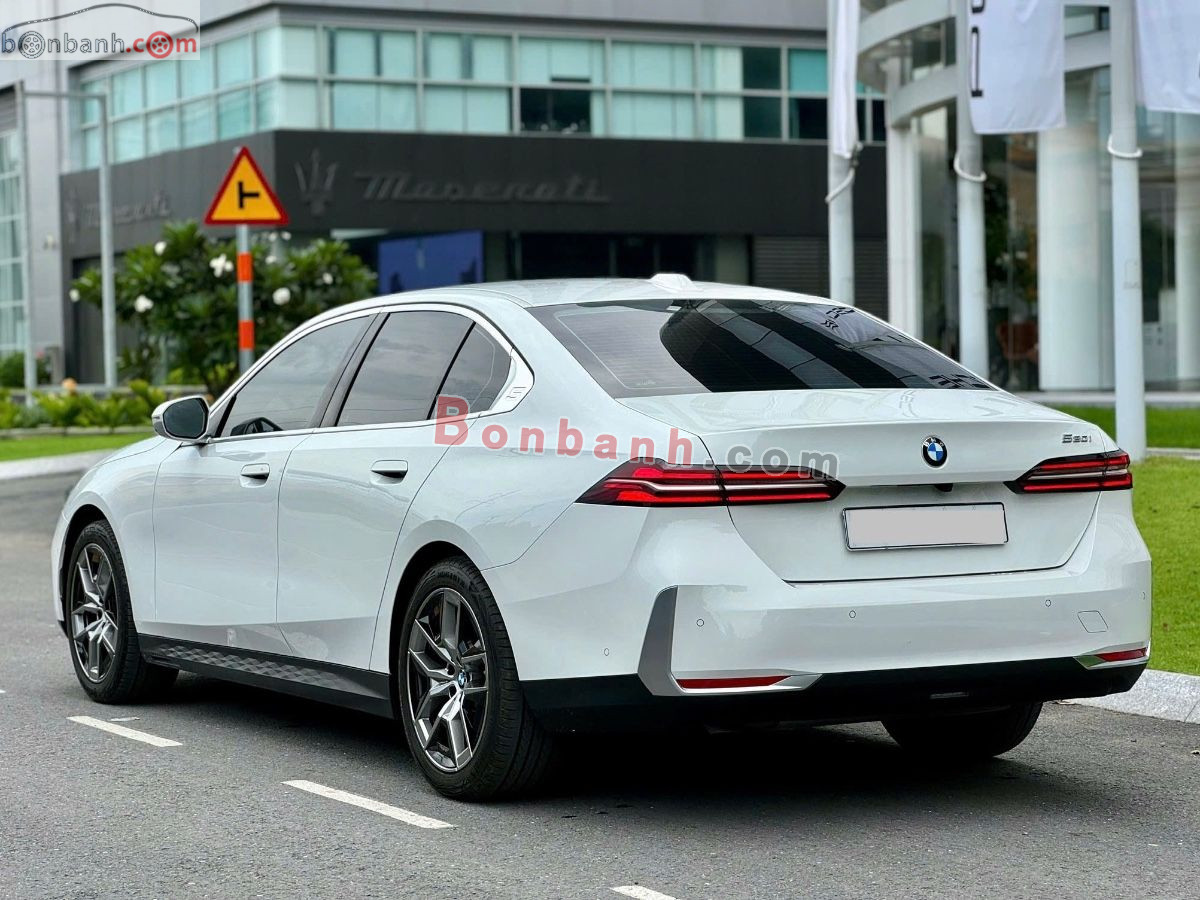 Bán ô tô BMW 5 Series 520i Premium - 2025 - xe cũ