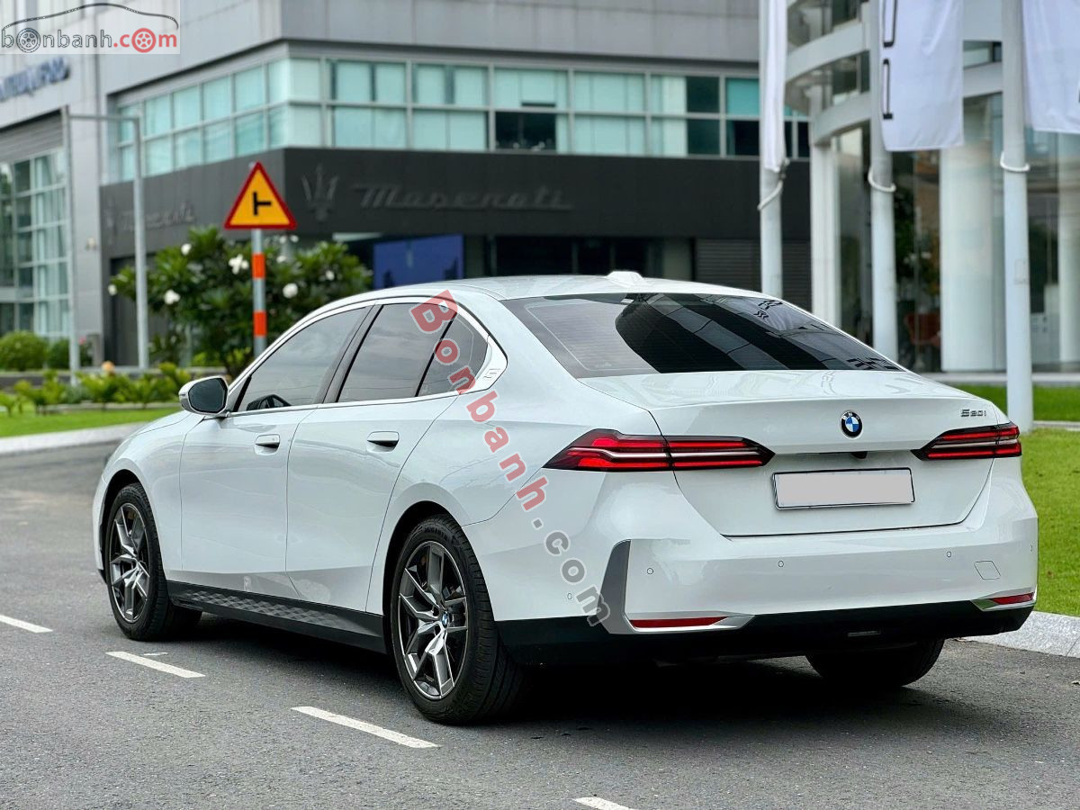 Bán ô tô BMW 5 Series 520i Premium - 2025 - xe cũ