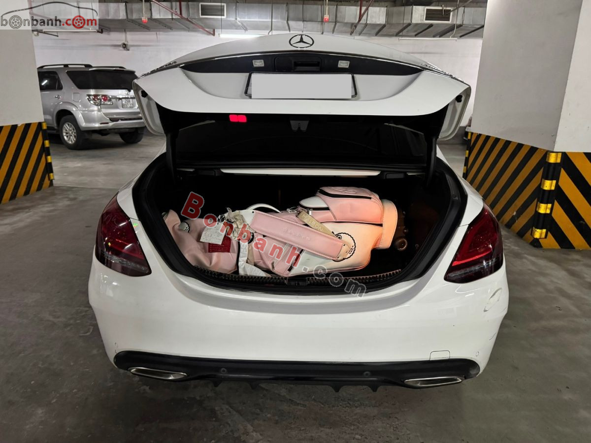 Bán ô tô Mercedes Benz C class C300 AMG - 2021 - xe cũ
