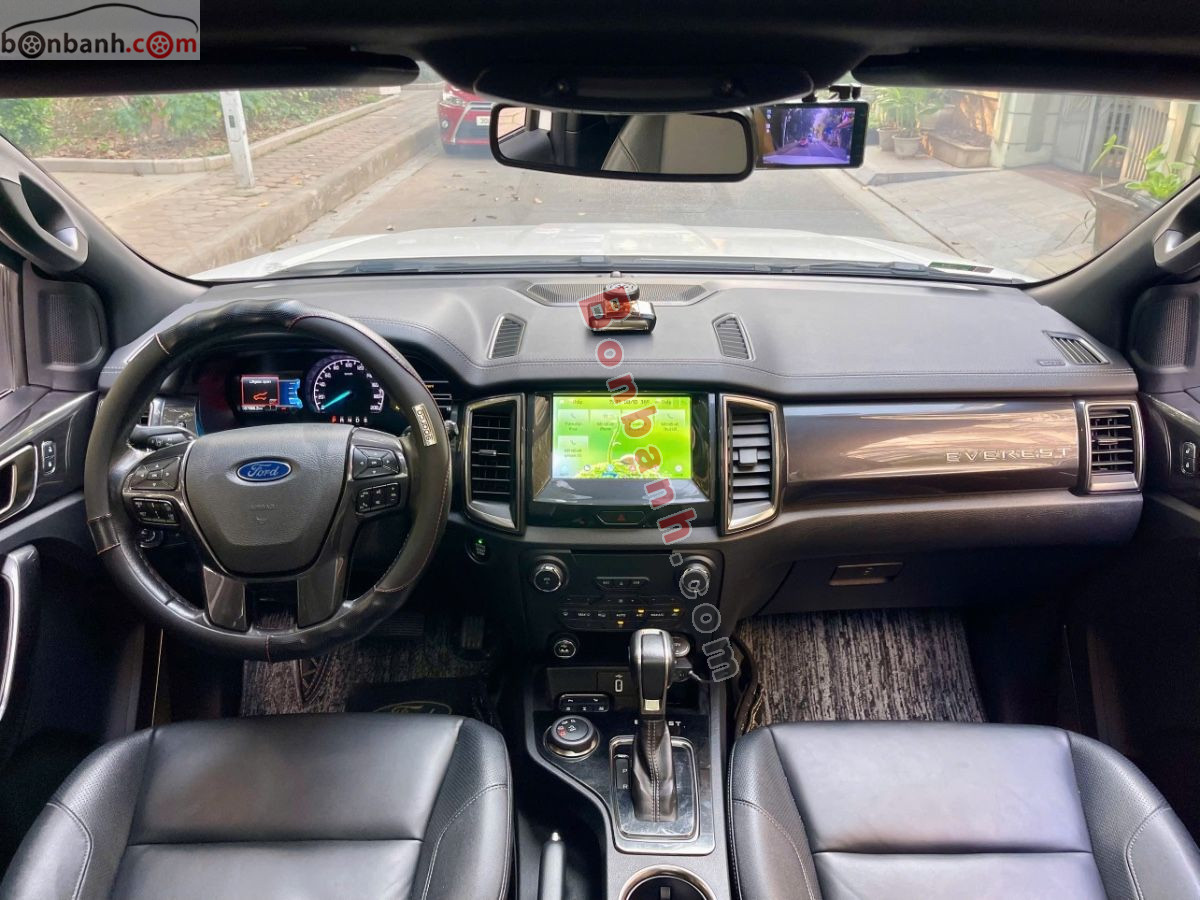 Bán ô tô Ford Everest Titanium 2.0L 4x4 AT - 2021 - xe cũ
