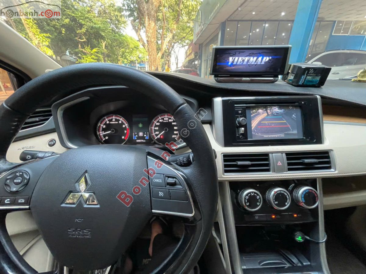 Bán ô tô Mitsubishi Xpander 1.5 AT - 2019 - xe cũ