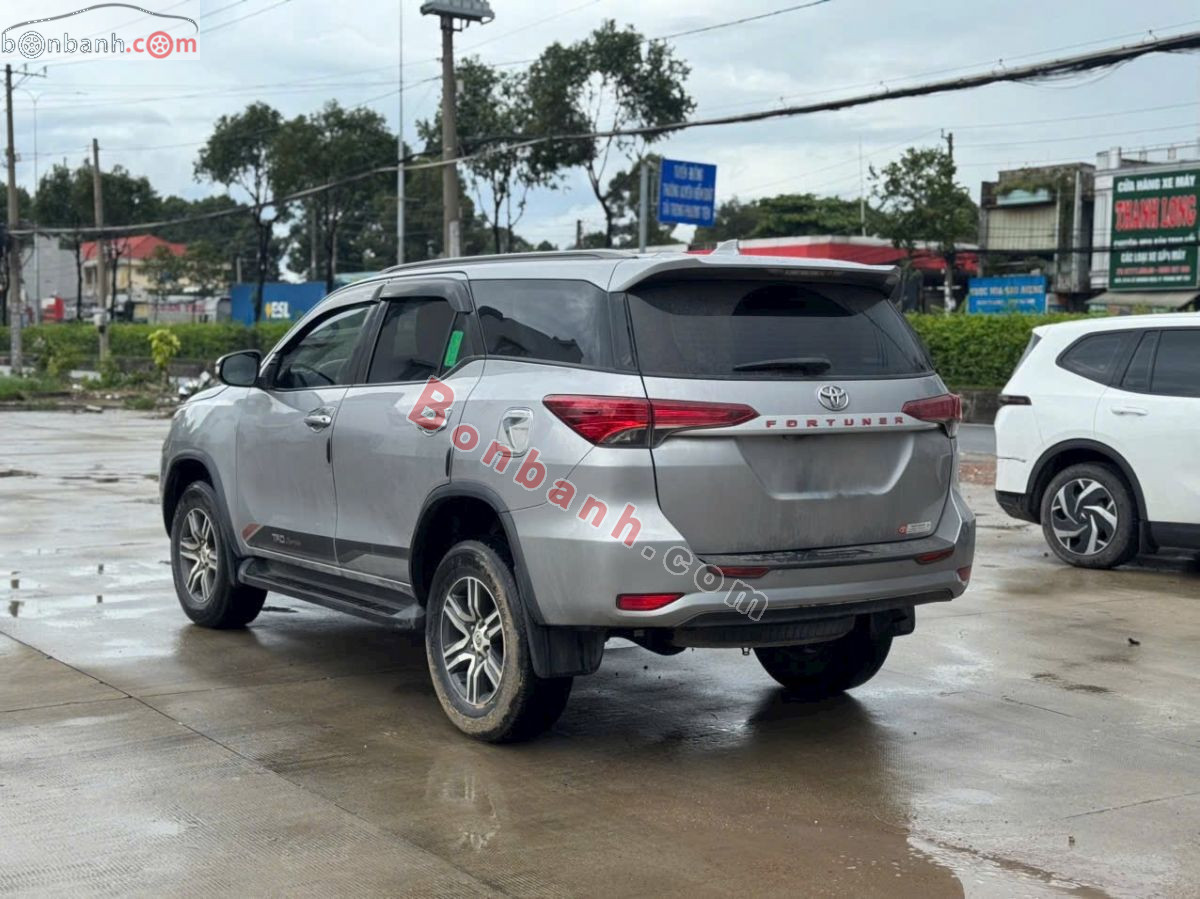 Bán ô tô Toyota Fortuner 2.4G 4x2 MT - 2019 - xe cũ