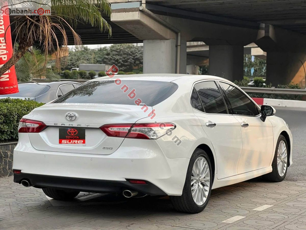 Bán ô tô Toyota Camry 2.5Q - 2020 - xe cũ