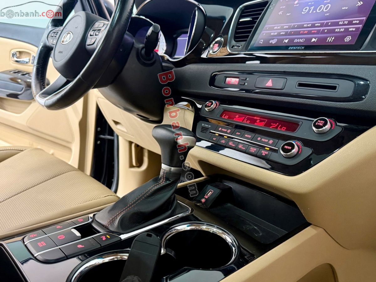 Bán ô tô Kia Sedona 2.2 DAT Luxury - 2019 - xe cũ