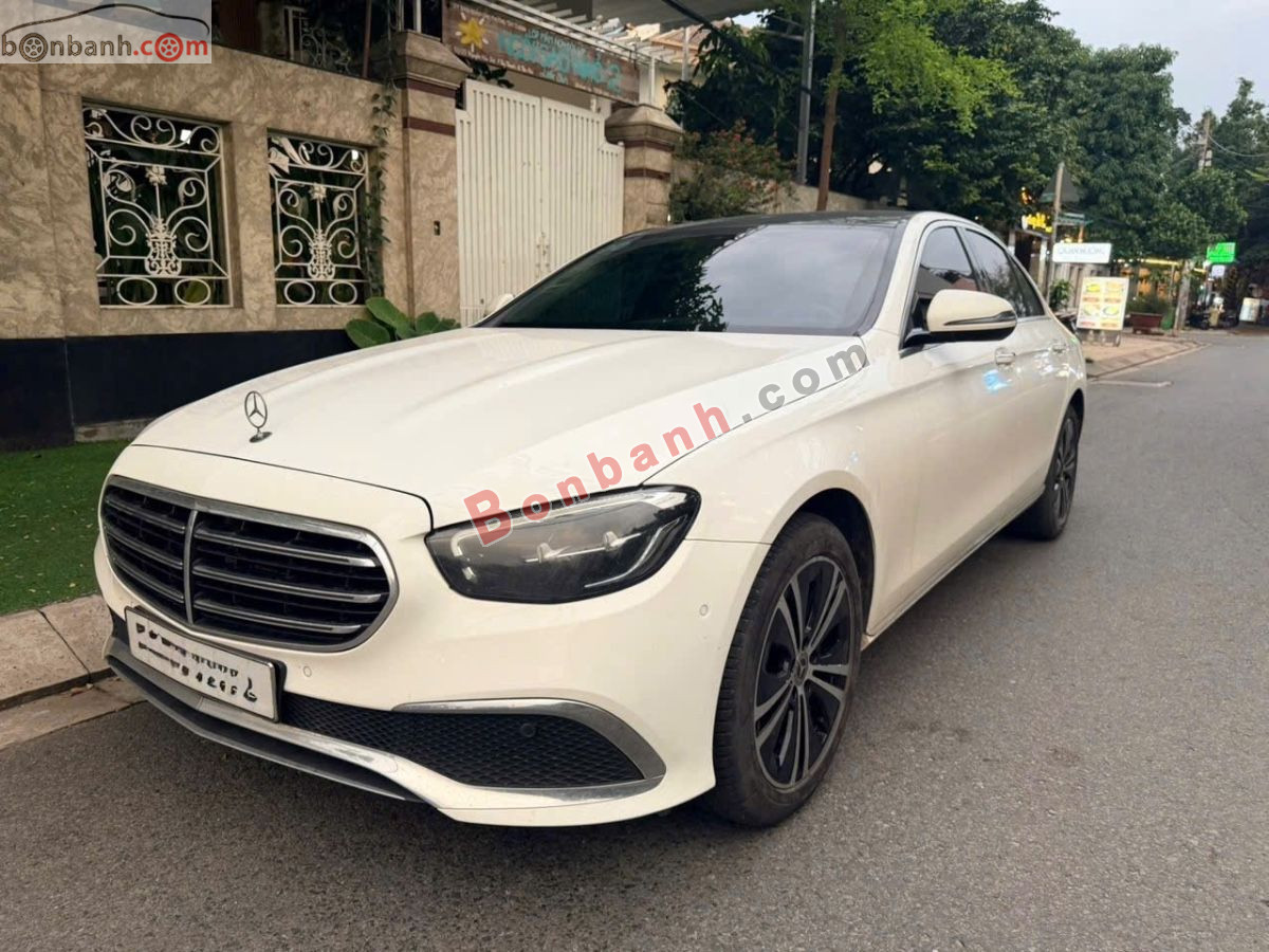 Bán ô tô Mercedes Benz E class E180 - 2022 - xe cũ