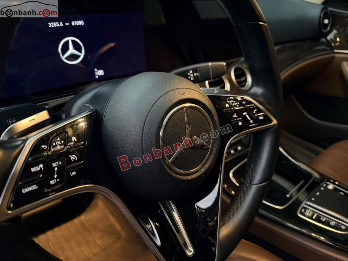 Bán ô tô Mercedes Benz E class E180 - 2022 - xe cũ