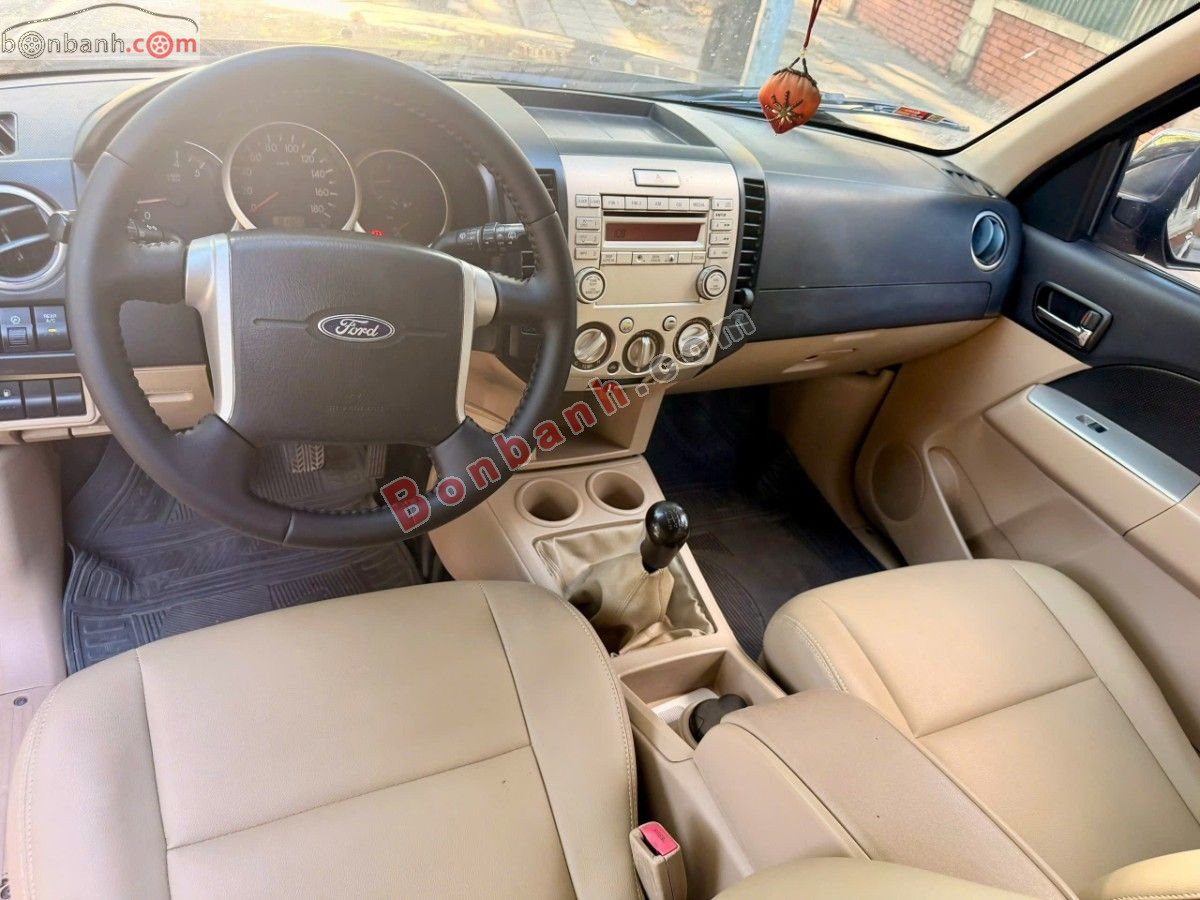 Bán ô tô Ford Everest 2.5L 4x4 MT - 2011 - xe cũ