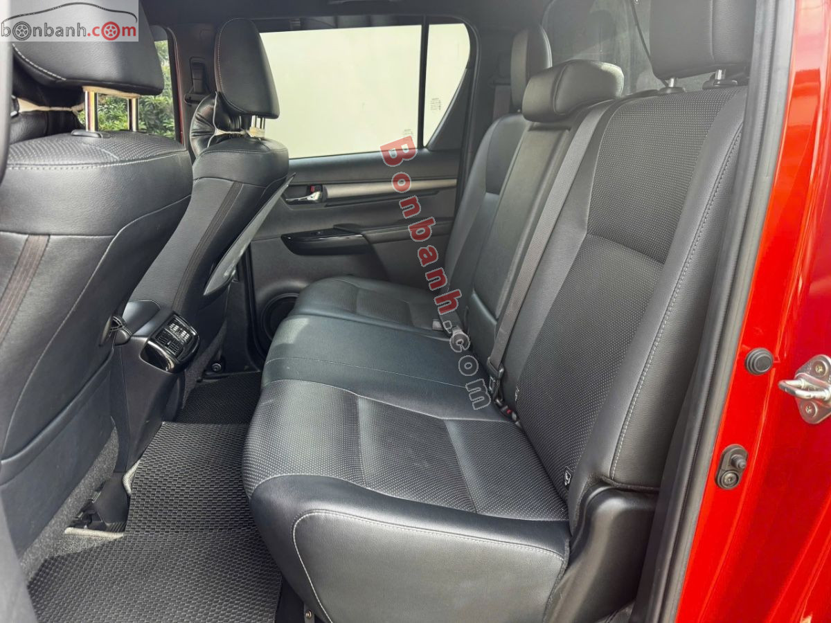 Bán ô tô Toyota Hilux 2.8L 4x4 AT - 2021 - xe cũ