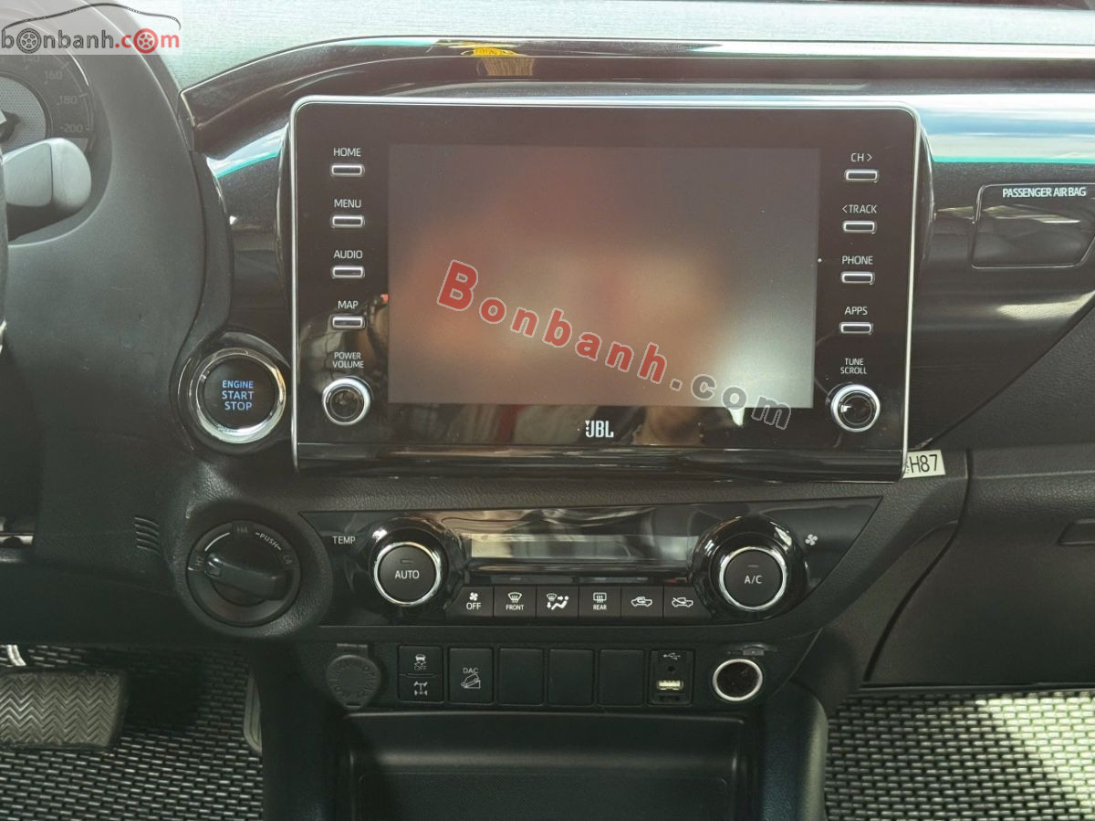 Bán ô tô Toyota Hilux 2.8L 4x4 AT - 2021 - xe cũ