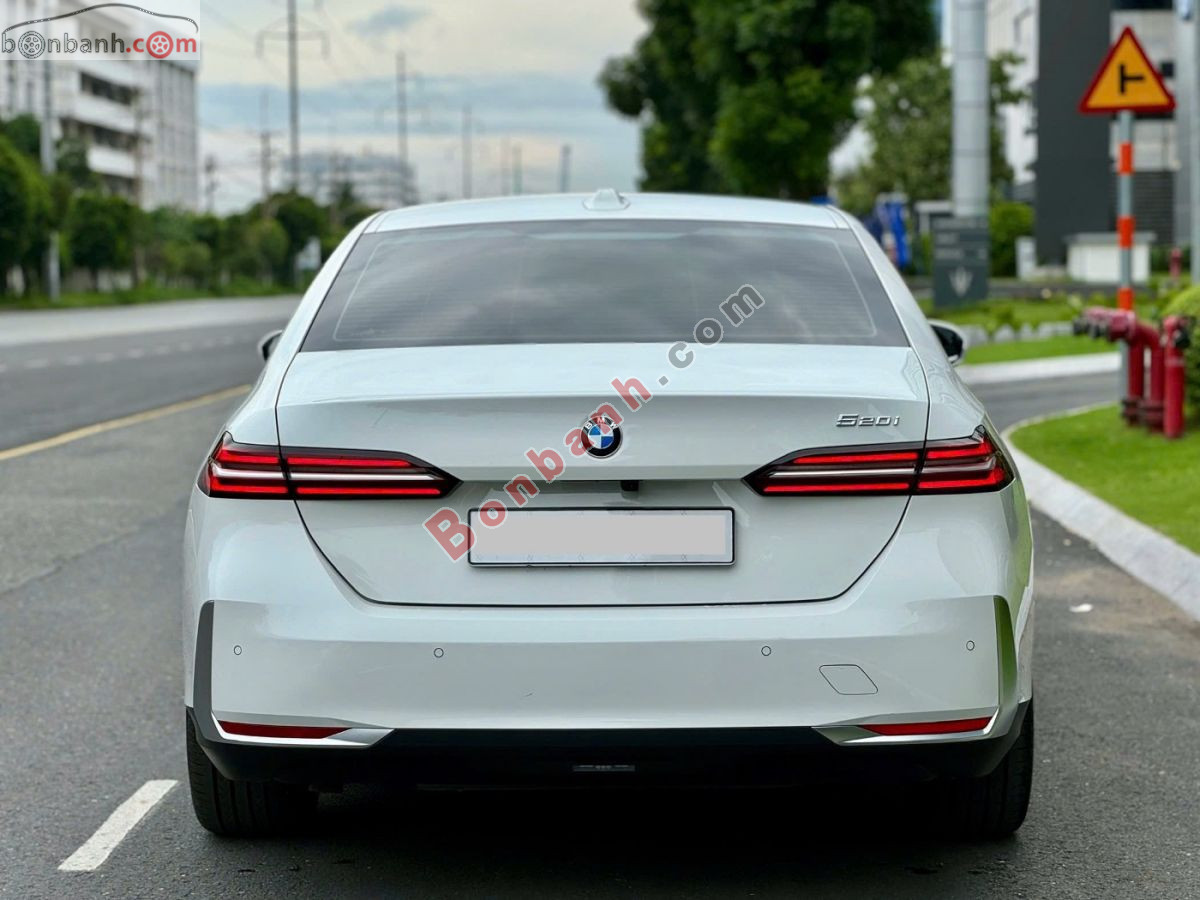 Bán ô tô BMW 5 Series 520i Premium - 2025 - xe cũ