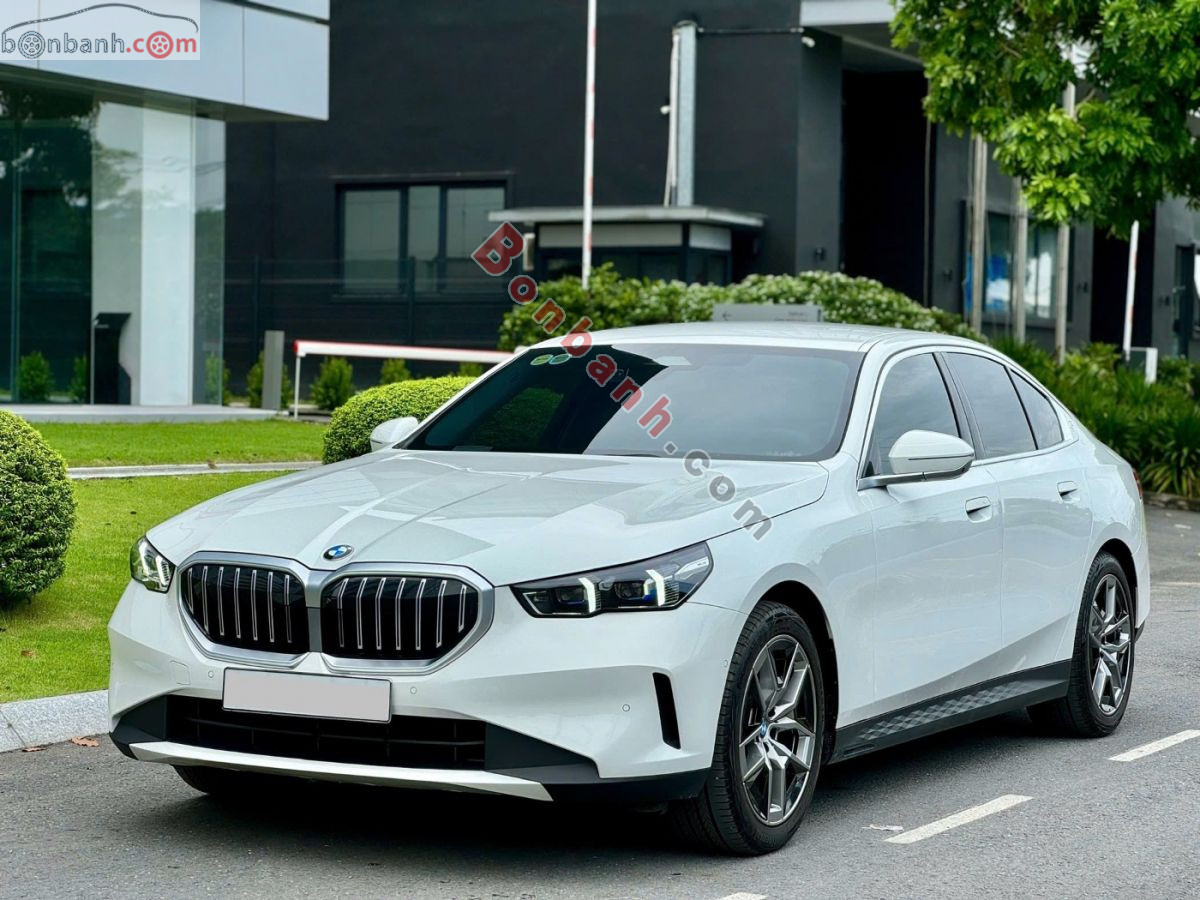 Bán ô tô BMW 5 Series 520i Premium - 2025 - xe cũ