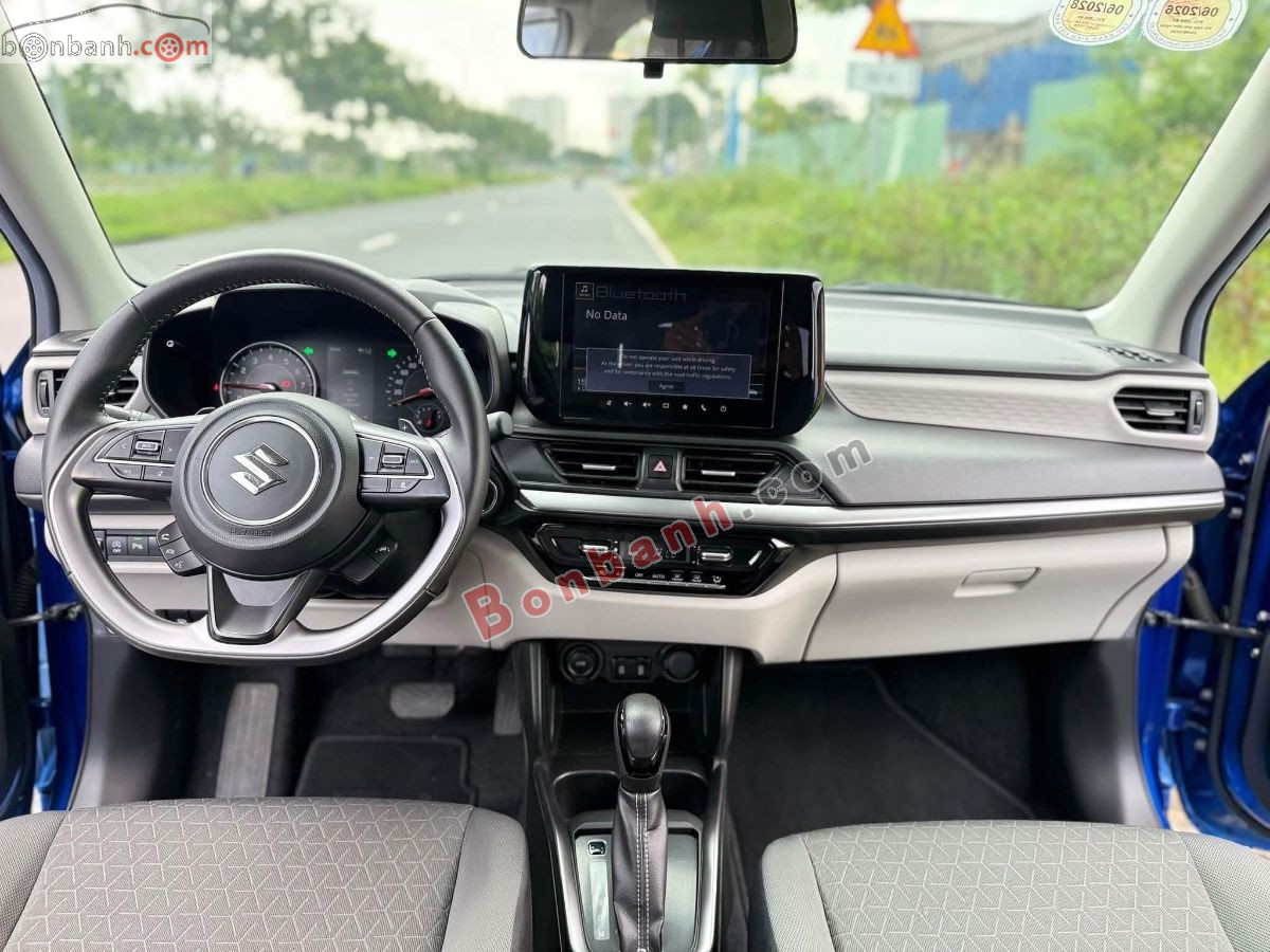 Bán ô tô Suzuki Swift 1.2 AT - 2025 - xe cũ