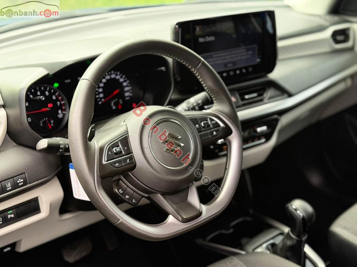 Bán ô tô Suzuki Swift 1.2 AT - 2025 - xe cũ