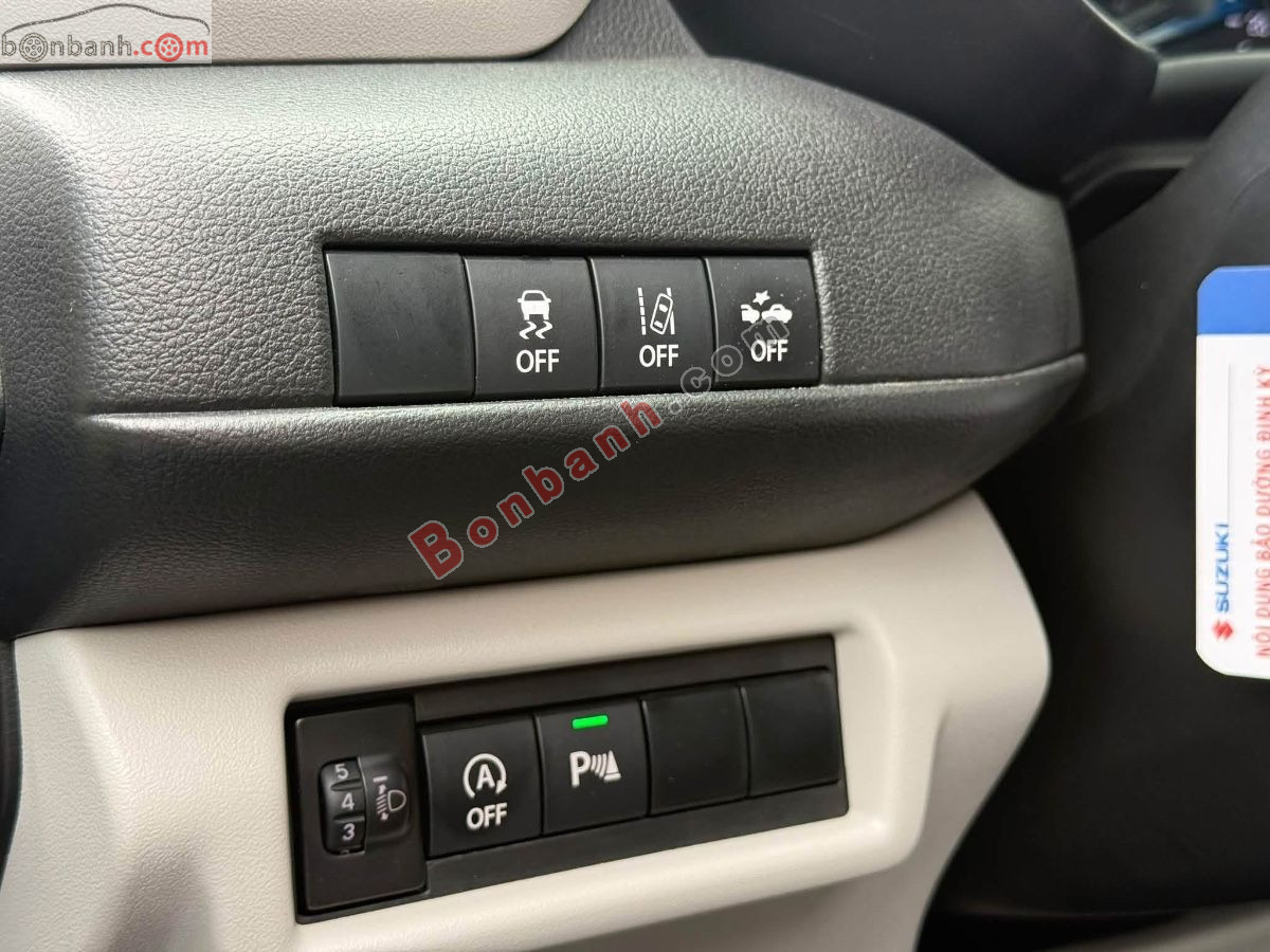 Bán ô tô Suzuki Swift 1.2 AT - 2025 - xe cũ