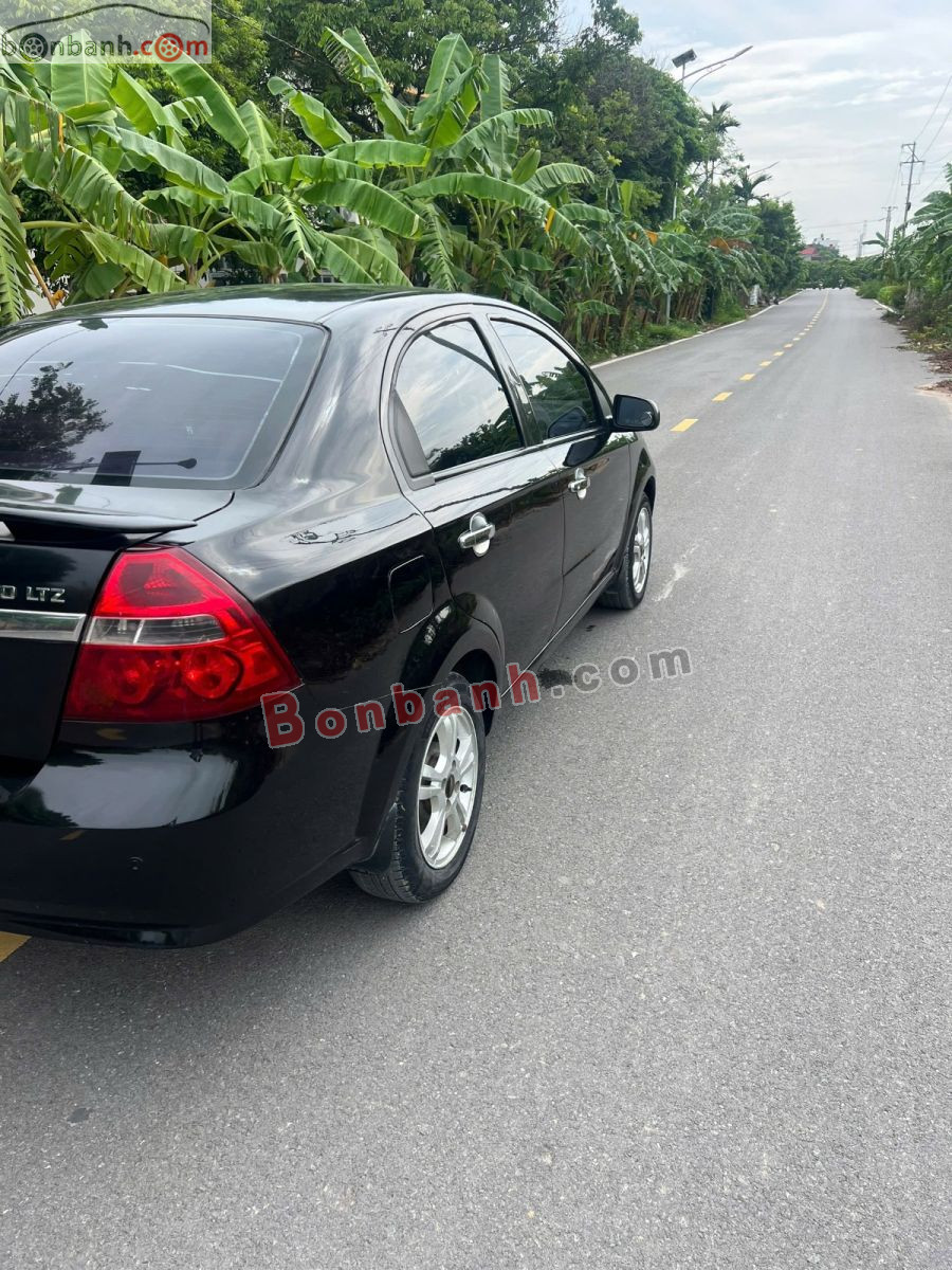 Bán ô tô Chevrolet Aveo LTZ 1.5 AT - 2015 - xe cũ