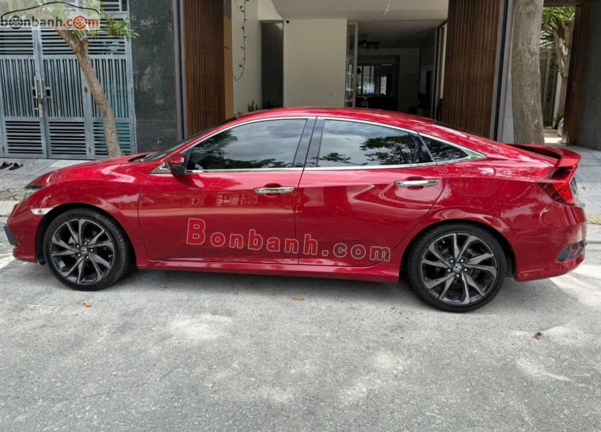 Bán ô tô Honda Civic RS 1.5 AT - 2020 - xe cũ