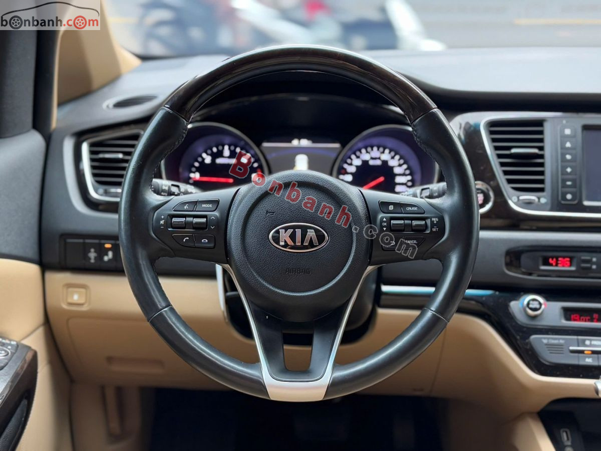 Bán ô tô Kia Sedona 2.2 DAT Luxury - 2021 - xe cũ
