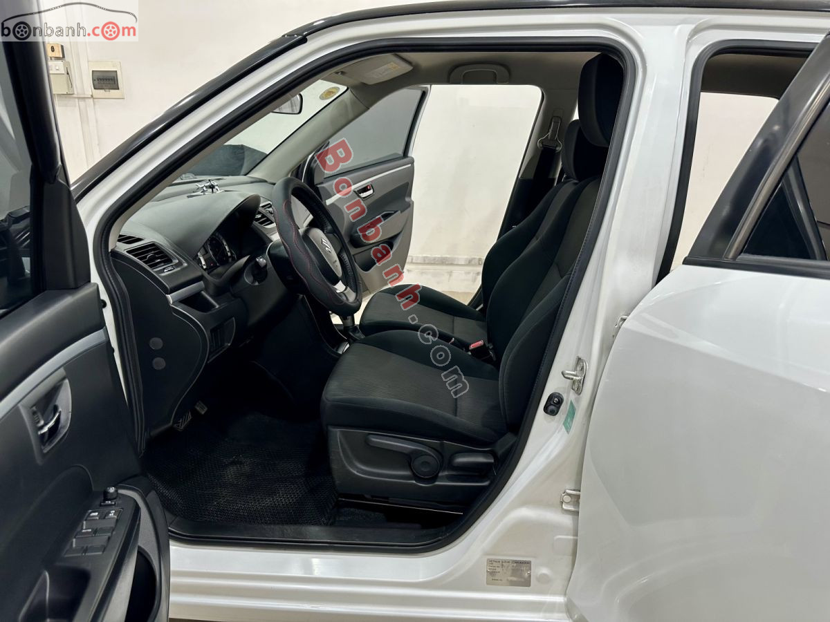 Bán ô tô Suzuki Swift 1.4 AT - 2015 - xe cũ